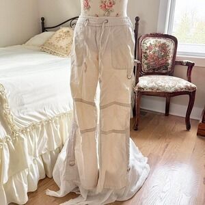 Y2k low‎ rise cargo pants  y2k esprit white cargo pants size 4